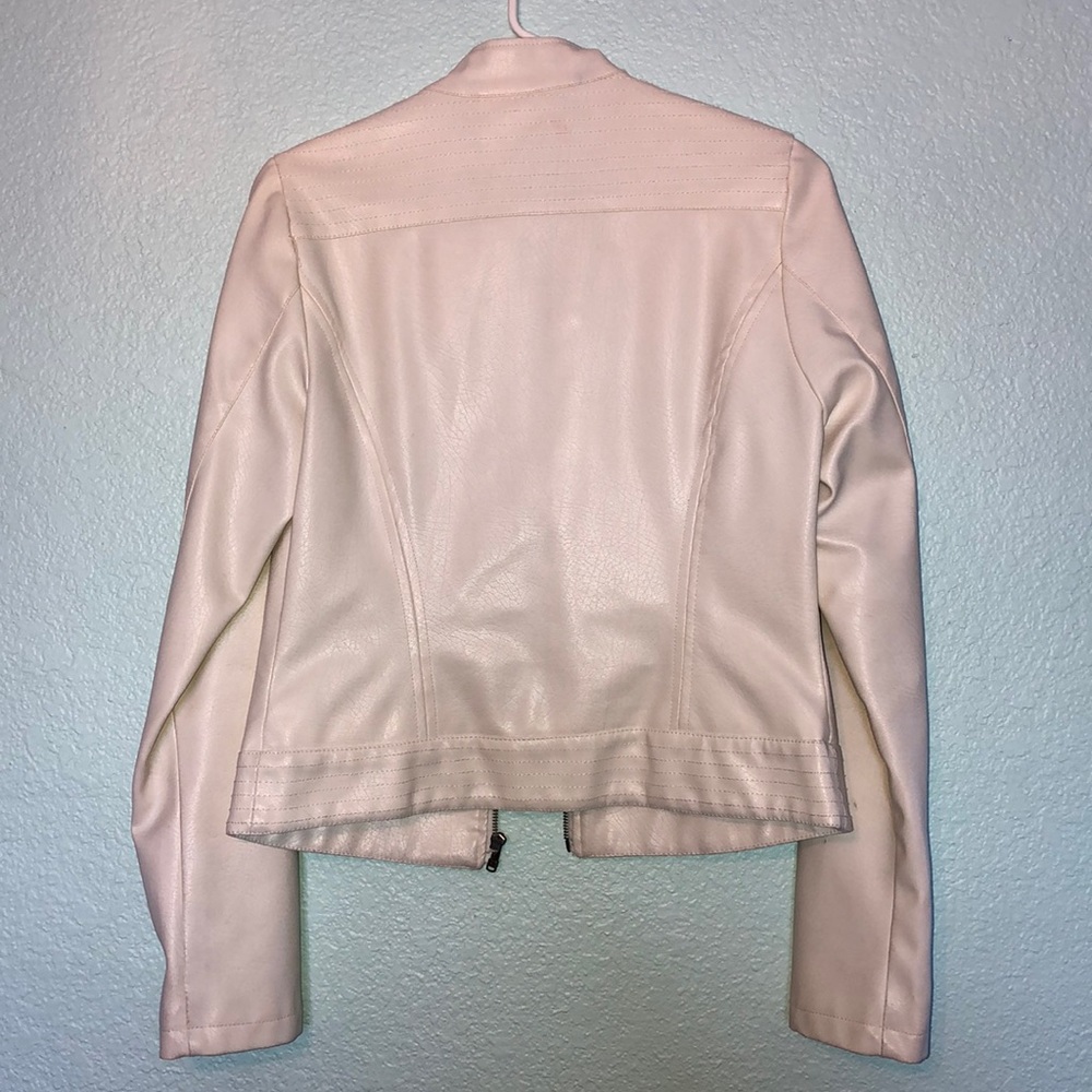 Leather jacket - Picture 2 of 3
